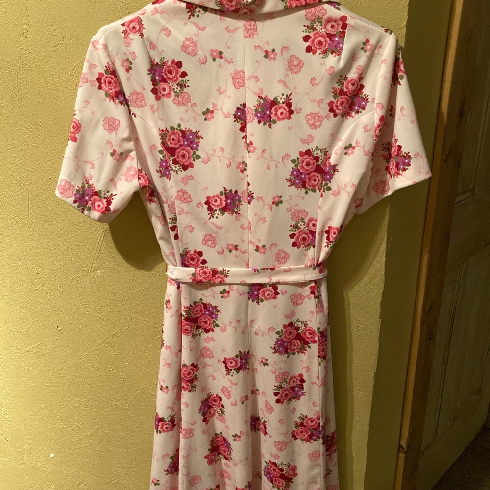 Vintage 70s Floral Dress - Picture 5 of 16
